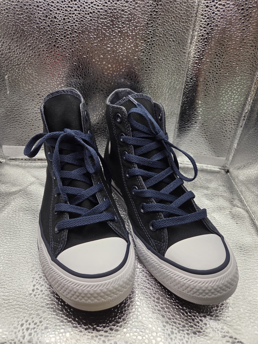 Men's High-Top Athletic Sneakers in Navy and White